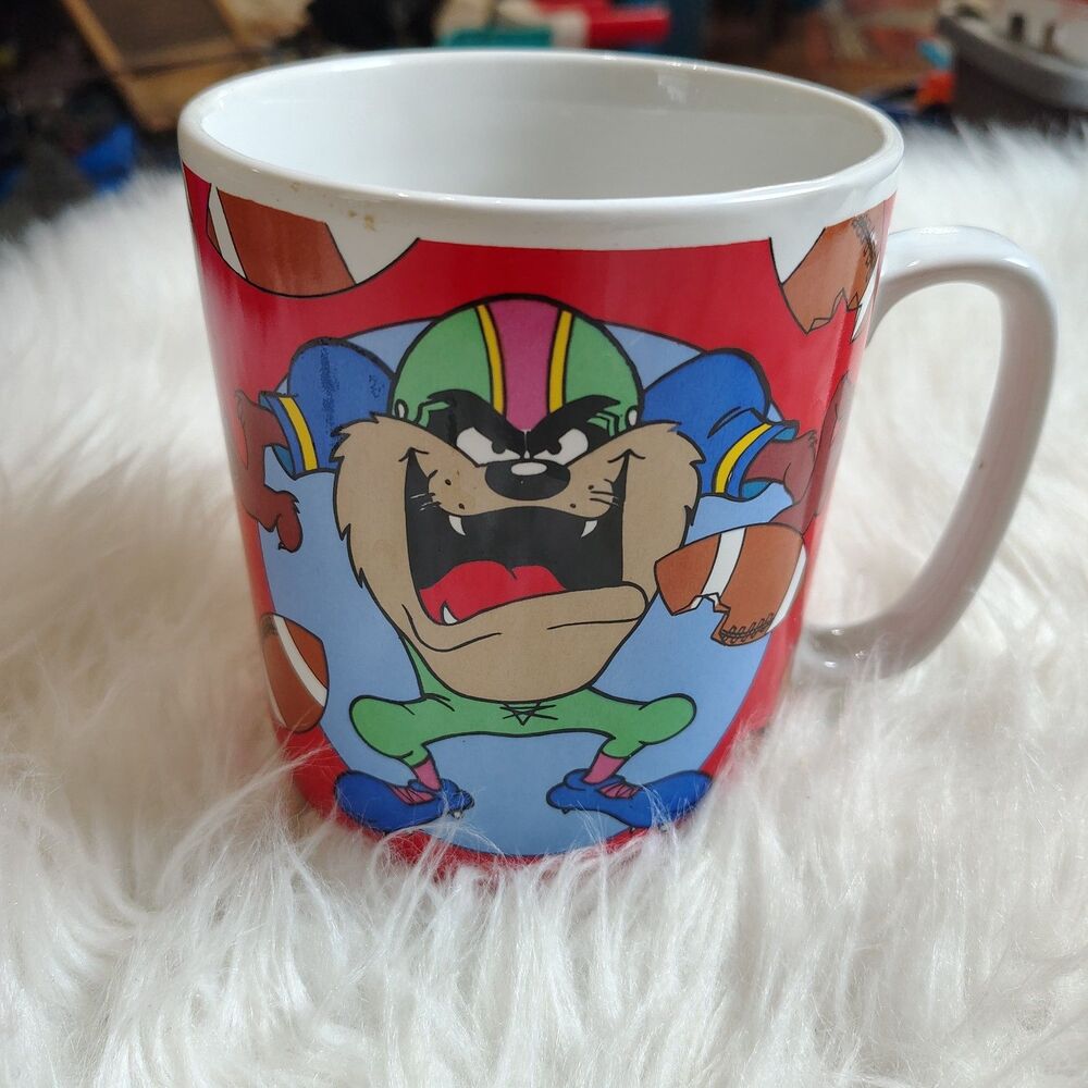 Tazmanian Devil VTG Football LOONEY TUNES Mug 1995 Warner Bros X-Large